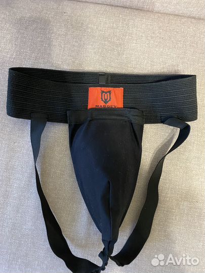 Ракушка хоккейная взрослая MadGuy