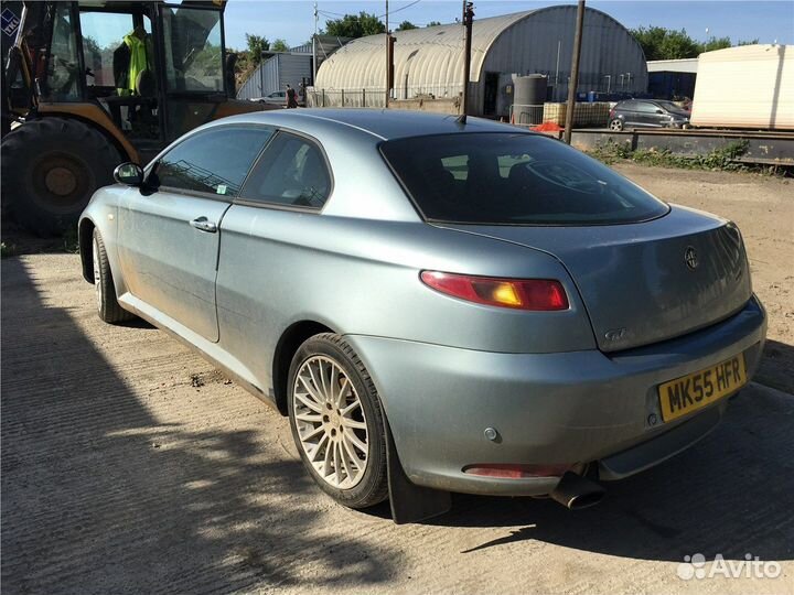Разбор на запчасти Alfa Romeo GT