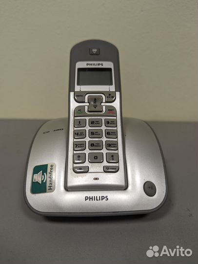 Кнопочный стационарный телефон