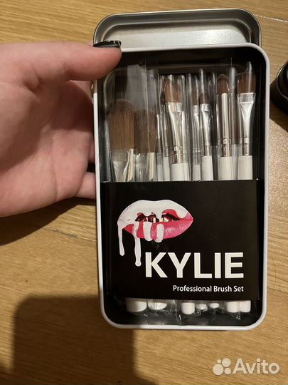 Кисти для макияжа