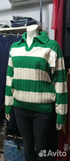 Свитер женский