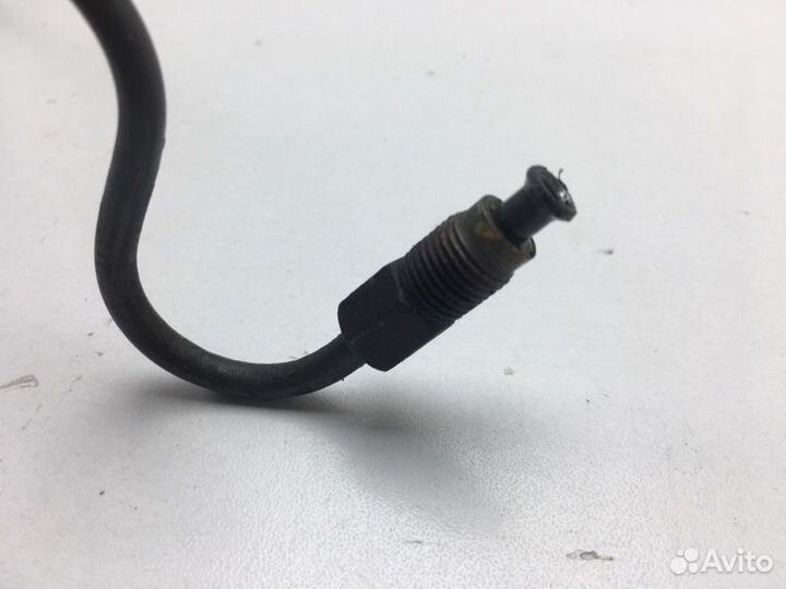 Трубка тормозная задняя правая Toyota Ipsum SXM10G