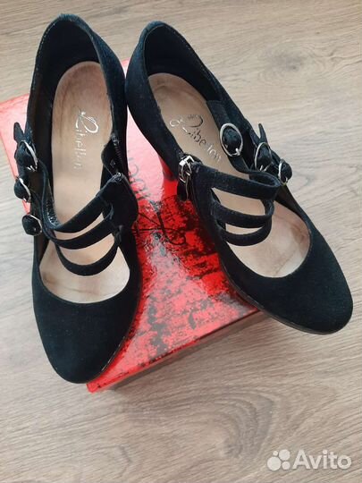 Туфли женские 36 размер черные