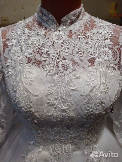 Свадебное платье