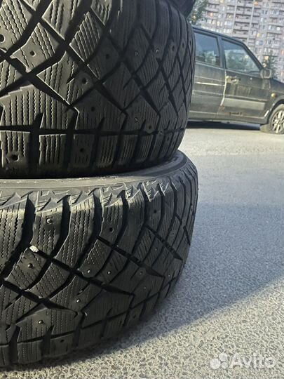 Nitto Therma Spike 255/55 R18