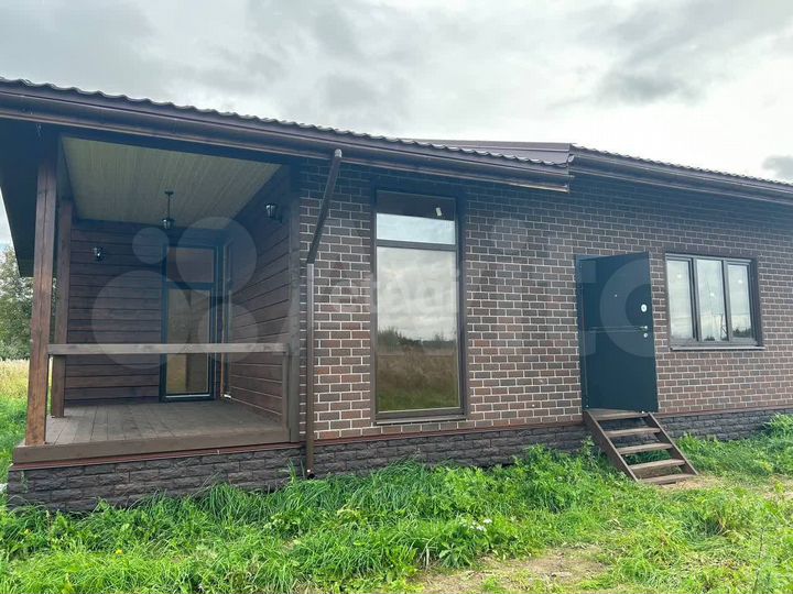 Дом 108 м² на участке 11 сот.