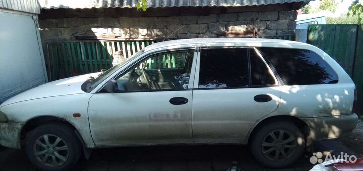 Mitsubishi Libero 1.5 МТ, 1999, 100 100 км