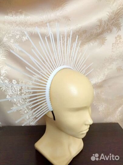 Корона с лучами