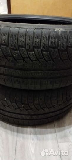 Nokian Tyres WR A4 245/40 R20