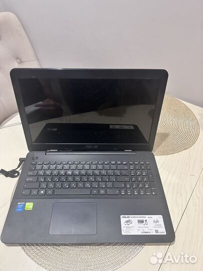 Ноутбук asus X554L