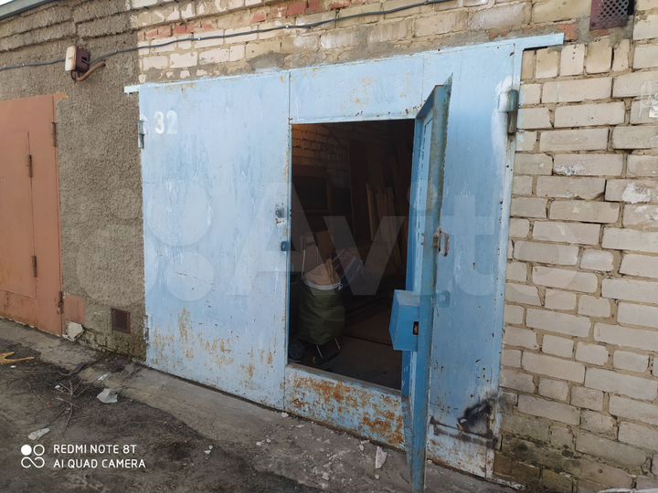 Гараж, > 30 м²
