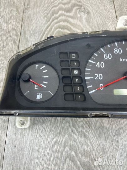 Панель приборов Nissan Sunny FB15 1.5 QG15DE 2004