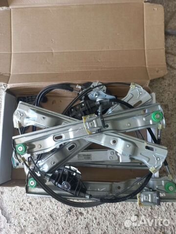 Продаются стеклоподъёмники на Гранту