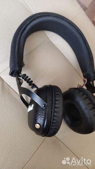 Беспроводные наушники marshall mid