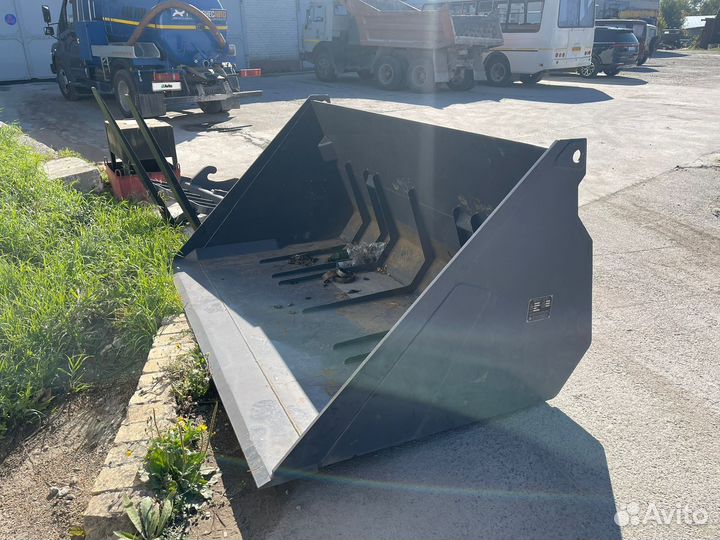 Телескопический погрузчик XCMG XC6-3514K, 2023