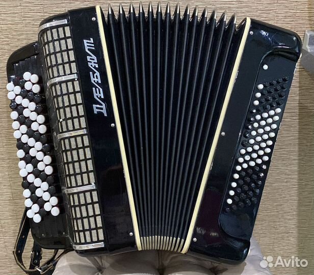 Баян Дебют 5 рядный 1981 г