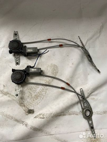 Электростеклоподъёмник передний на Ford Focus 1 ze