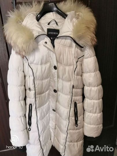 Пуховик женский