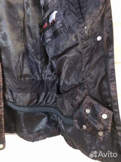 Горнолыжная куртка 44