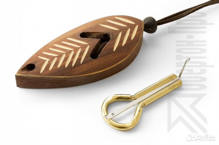 Темный листок - Резной футляр для алтайского