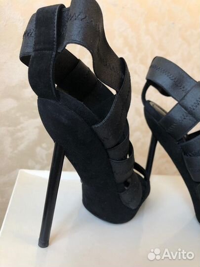 Босоножки YSL оригинал