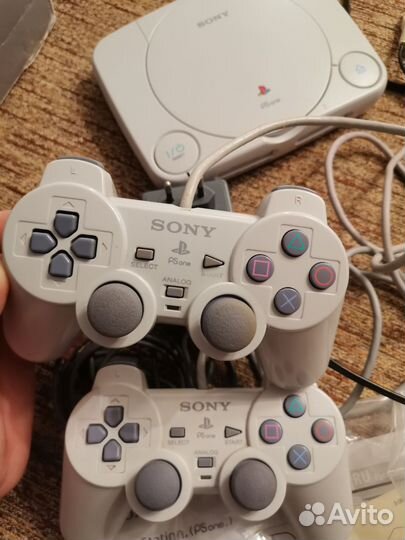 Sony playstation 1 много игр