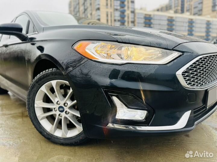 Ford Fusion (North America) 1.5 AT, 2020, 77 000 км