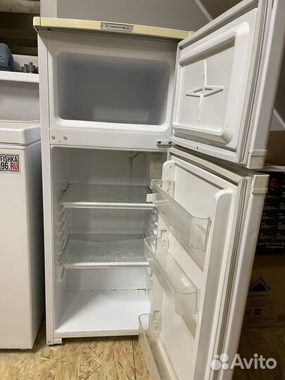 Холодильник саратов 264