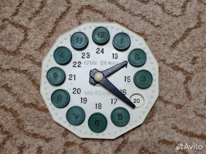Часы игрушка СССР