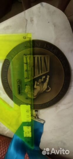 Медал кубок чемпионов по силовым видом спорта