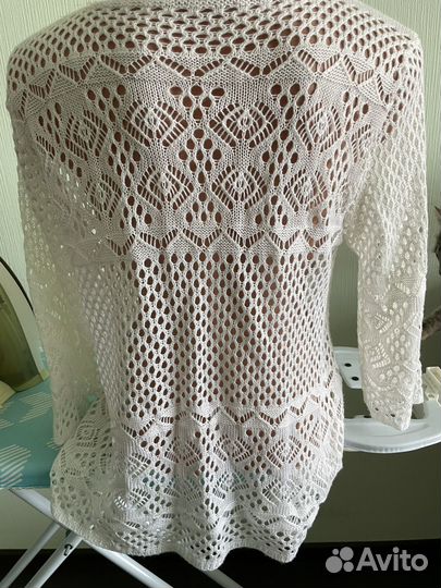 Жилетка женская вязаная