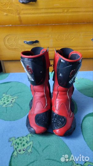 Мотоботы дорожные