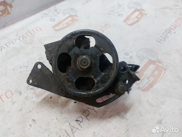 Насос гур Nissan Primera P11 GA16