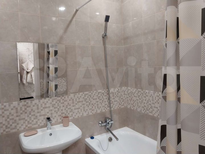 Квартира-студия, 28,7 м², 17/25 эт.