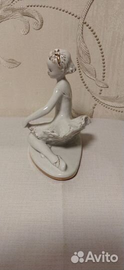 Фарфоровые статуэтки