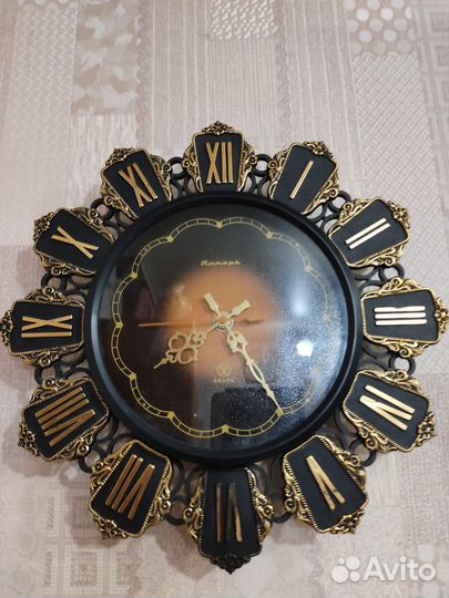 Часы настенные СССР Янтарь кварц