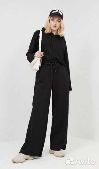 Костюм спортивный женский