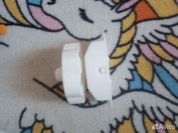 Игрушка на кроватку