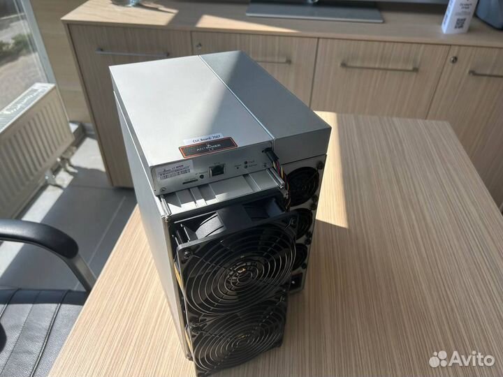 Asic майнер Bitmain Antminer L7 9300 MH/s