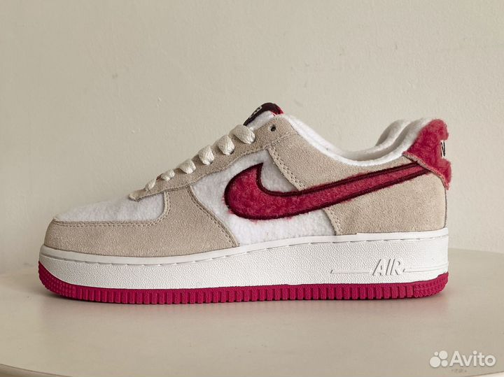 Nike Wmn's Air Force 1 '07 LX