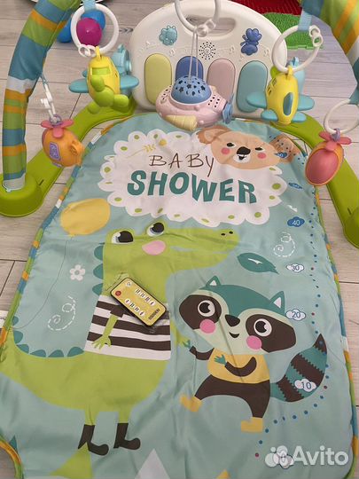 Развивающий коврик с пианино