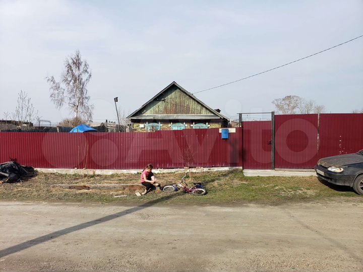 Дом 52 м² на участке 12 сот.