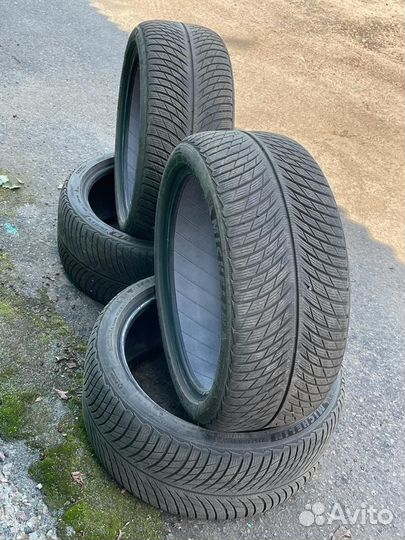 Michelin Alpin 5 245/40 R19 и 275/35 R19 98V