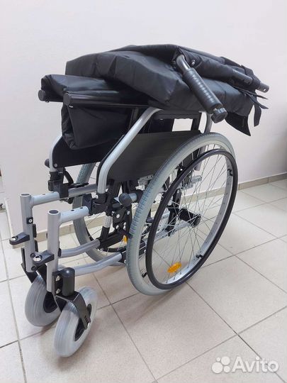 Две инвалидных коляски абсолютно новые