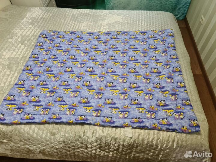 Детское одеяло в кроватку