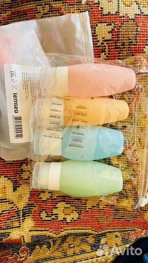 Набор силиконовых тюбиков для путешествий