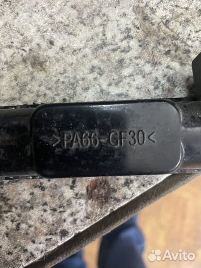 Верхний бачок радиатора на 3 s-fe