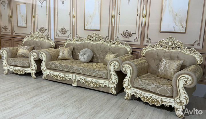 Мягкая мебель «Корона»