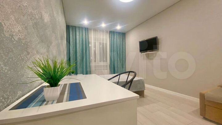 2-к. квартира, 72 м², 1/9 эт.