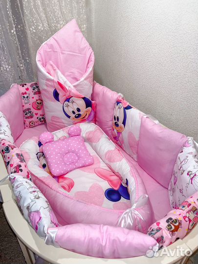 Новые бортики в кроватку/ комплект в кроватку